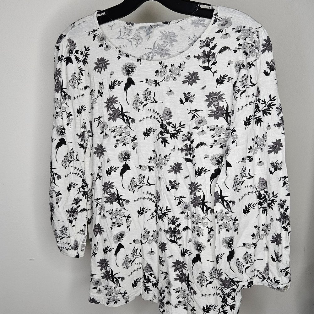 Lucky Brand White Floral Pattern Long Sleeve Shirt Medium